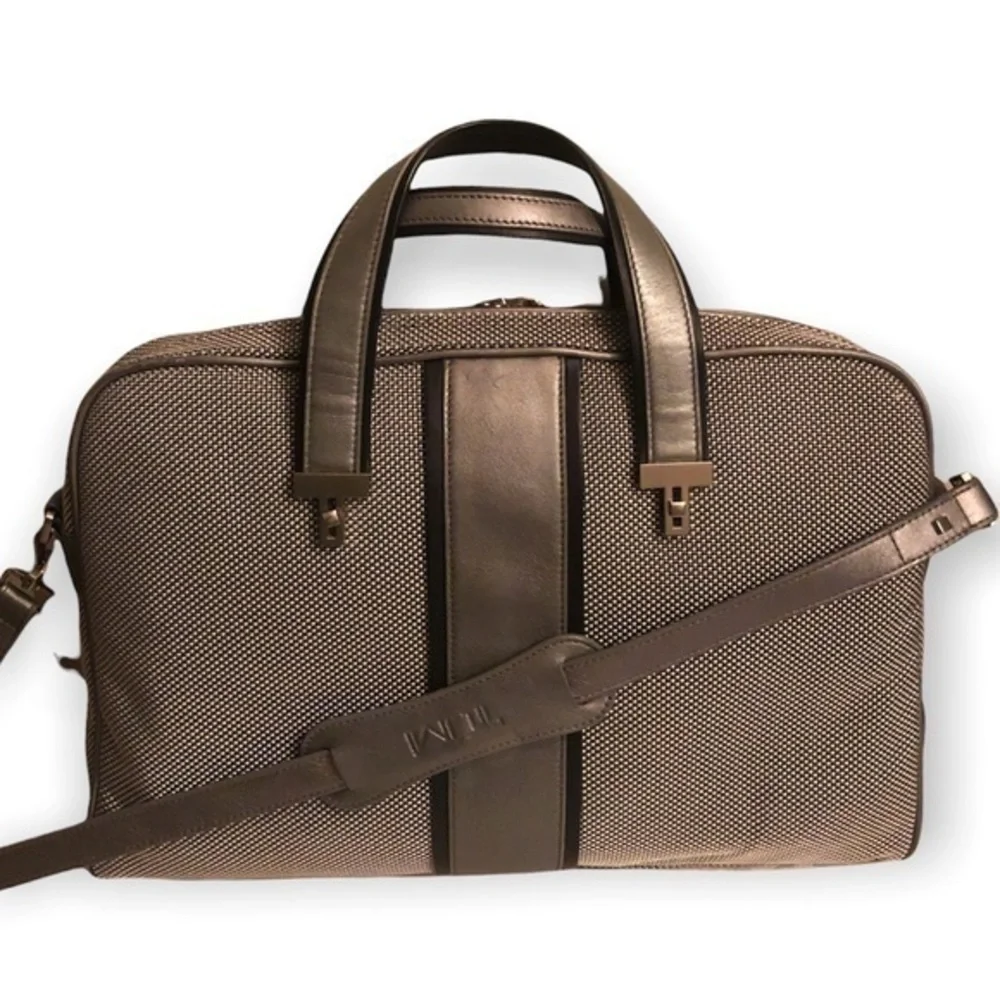 Tumi gray silver laptop briefcase business bag